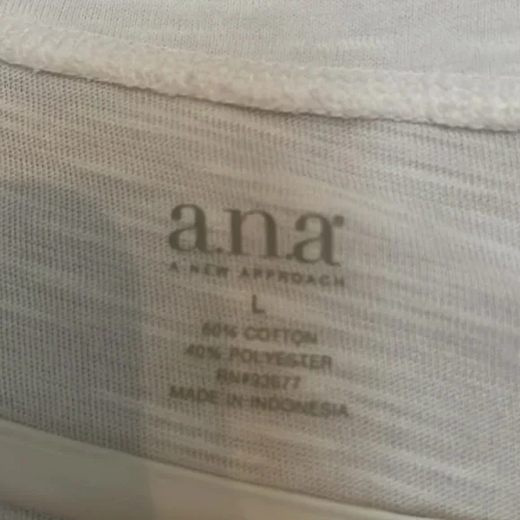 Ana Womens Black Pocket Tee and White Pocket Tee. - Picture 4 of 6